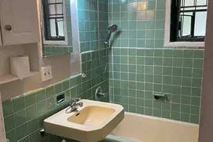 1480 Parkchester Rd, Bronx, NY 10462 - Photo 7
