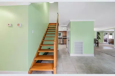 5 Horseshoe Drive, Holbrook, NY 11741 - Photo 15