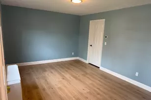 375 S 3rd St, Lindenhurst, NY 11757 - Photo 19