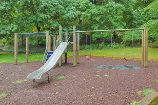 140 N Broadway, Irvington, NY 10533 - Photo 17