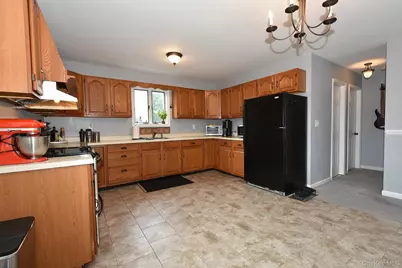 2224 Louis Kossuth Avenue, Ronkonkoma, NY 11779 - Photo 25