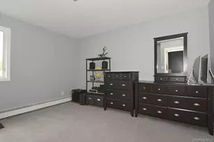 2224 Louis Kossuth Ave, Ronkonkoma, NY 11779 - Photo 15