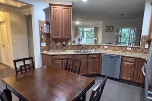 622 Regency Drive, Fishkill, NY 12524 - Photo 3