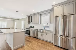 1365 Langdon Blvd, Rockville Centre, NY 11570 - Photo 9