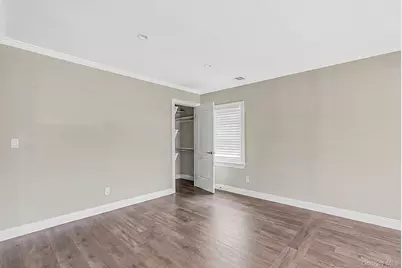 1365 Langdon Boulevard, Rockville Centre, NY 11570 - Photo 11