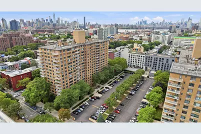 185 Hall Street #1010, Brooklyn, NY 11205 - Photo 1