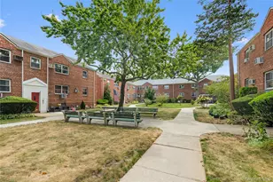 155-32 84th St, Howard Beach, NY 11414 - Photo 15