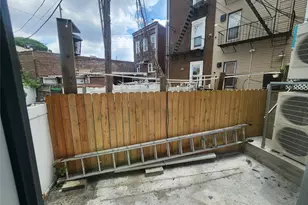14 Hausman St, Brooklyn, NY 11222 - Photo 5