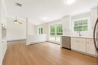 11 Bates Lane, Ridge, NY 11961 - Photo 15