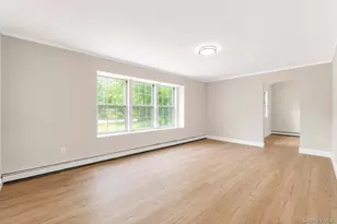 11 Bates Ln, Ridge, NY 11961 - Photo 5