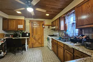23 Harrison St, Middletown, NY 10940 - Photo 9