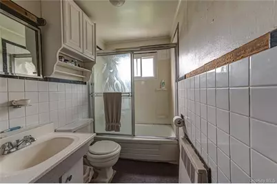 578 Northern Parkway, Uniondale, NY 11553 - Photo 15