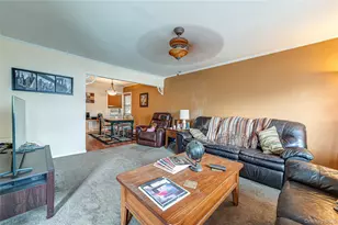 578 Northern Pkwy, Uniondale, NY 11553 - Photo 3