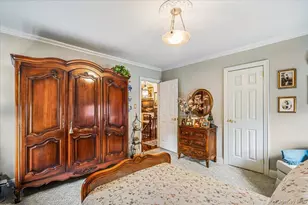 78-20 222nd St, Oakland Gardens, NY 11364 - Photo 19