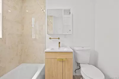 4084 Seton Avenue, Bronx, NY 10466 - Photo 23