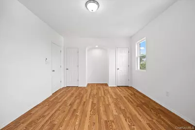 4084 Seton Avenue, Bronx, NY 10466 - Photo 21