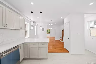 4084 Seton Avenue, Bronx, NY 10466 - Photo 17