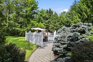 48 Province Dr, South Setauket, NY 11720 - Photo 25