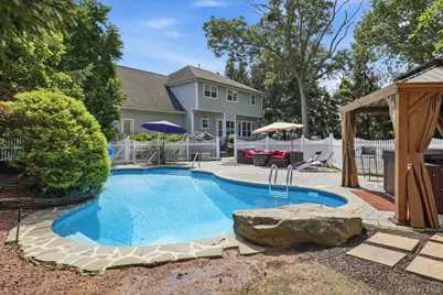 48 Province Drive, South Setauket, NY 11720 - Photo 27