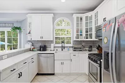 48 Province Drive, South Setauket, NY 11720 - Photo 7