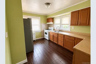 36 Gerard Street, Patchogue, NY 11772 - Photo 5