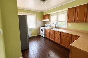 36 Gerard St, Patchogue, NY 11772 - Photo 5