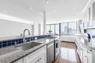 4-74 48th Ave, Long Island City, NY 11109 - Photo 9