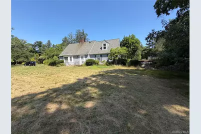 2212 Route 106, Syosset, NY 11791 - Photo 3