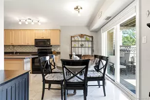 93 Boathouse Ln W, Bay Shore, NY 11706 - Photo 19