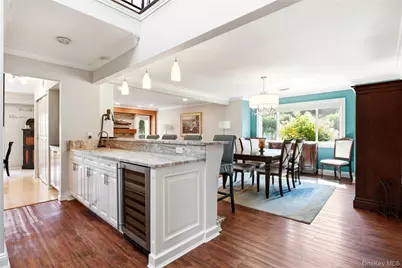 93 Boathouse Lane W, Bay Shore, NY 11706 - Photo 7