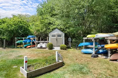93 Boathouse Lane W, Bay Shore, NY 11706 - Photo 49