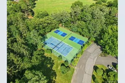 93 Boathouse Lane W, Bay Shore, NY 11706 - Photo 47