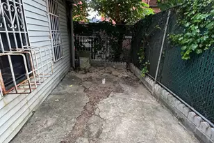 590 Elton St, Brooklyn, NY 11208 - Photo 7