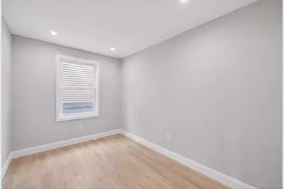 718 E 99th Street, Brooklyn, NY 11236 - Photo 5