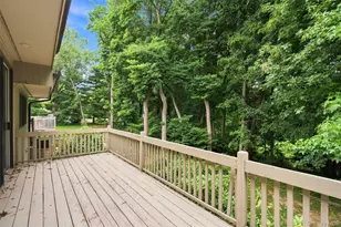 3 Willada Ln, Glen Cove, NY 11542 - Photo 27