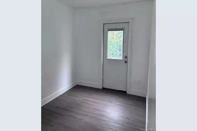 387 E 152nd Street #2nd floor, Bronx, NY 10455 - Photo 3