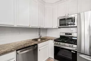 150 Surf Dr, Bronx, NY 10473 - Photo 7