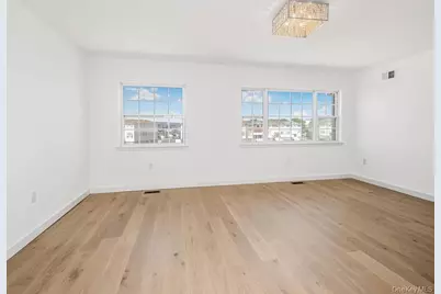 150 Surf Drive #482, Bronx, NY 10473 - Photo 11