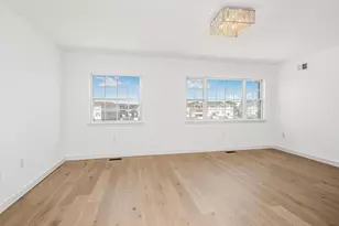 150 Surf Dr, Bronx, NY 10473 - Photo 11