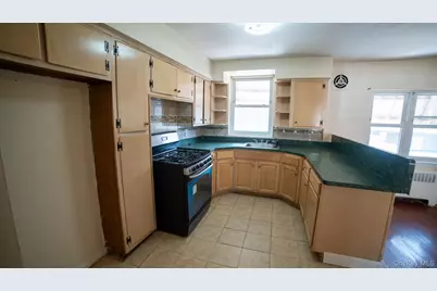 3830 Barnes Avenue, Bronx, NY 10467 - Photo 11