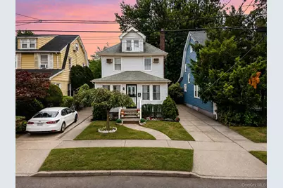 258-10 87th Road, Floral Park, NY 11001 - Photo 17