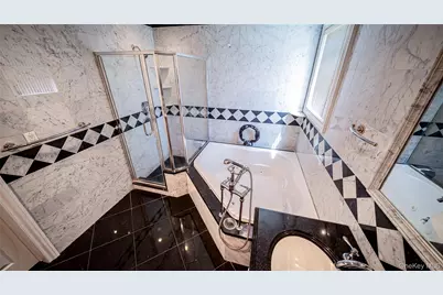681 Stowe Avenue, Baldwin, NY 11510 - Photo 17