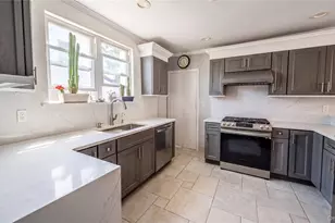 681 Stowe Ave, Baldwin, NY 11510 - Photo 13