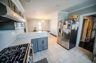 681 Stowe Ave, Baldwin, NY 11510 - Photo 15