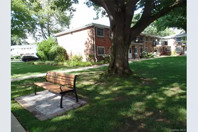 178 Jervis Avenue #178, Farmingdale, NY 11735 - Photo 27