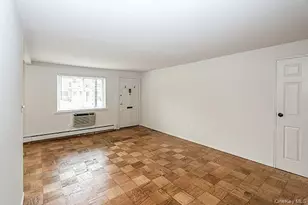 178 Jervis Ave, Farmingdale, NY 11735 - Photo 11