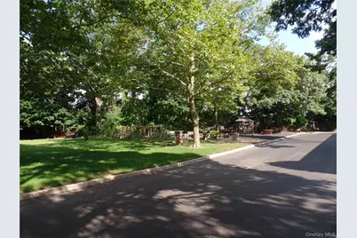 178 Jervis Avenue #178, Farmingdale, NY 11735 - Photo 29