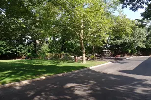 178 Jervis Ave, Farmingdale, NY 11735 - Photo 29