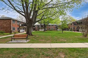 178 Jervis Ave, Farmingdale, NY 11735 - Photo 25