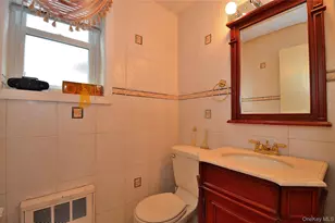 786 E Carl Ave, Baldwin, NY 11510 - Photo 23